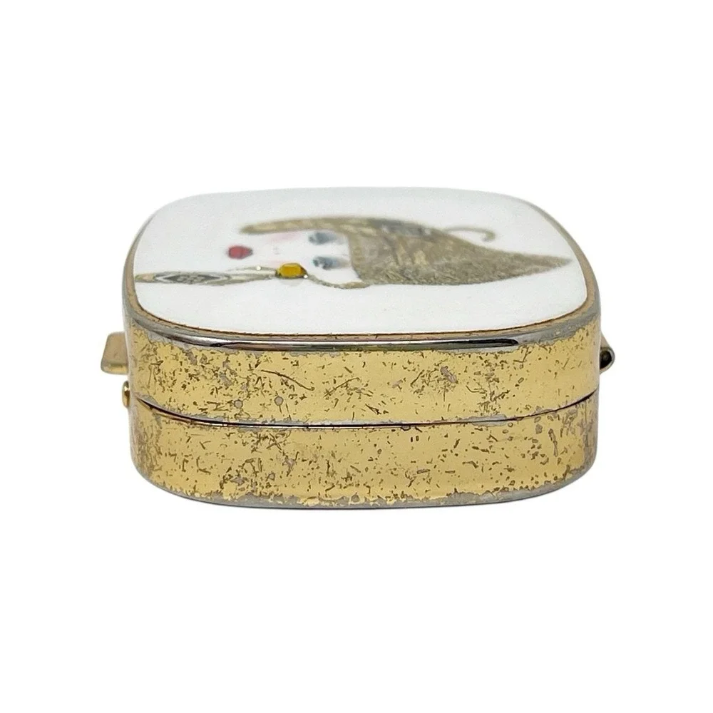 Vintage Embellished Woman Travel Pillbox 3 Compartments Gold Tone Easy Open